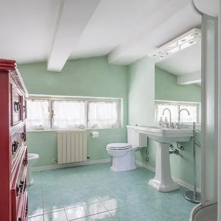 Luxury With Swimming Pool At 700 Meters From The Sea Appartamento