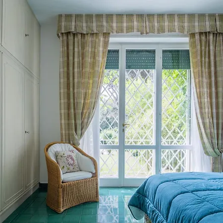 Luxury With Swimming Pool At 700 Meters From The Sea Appartamento