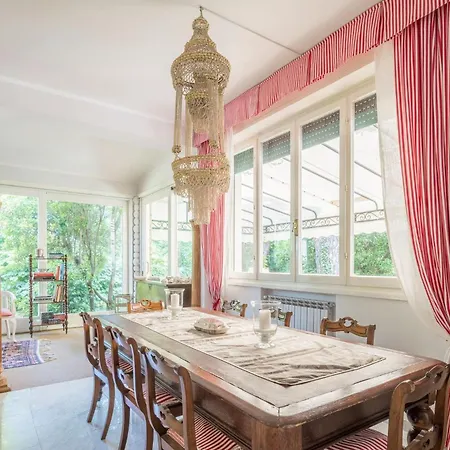 Appartamento Luxury With Swimming Pool At 700 Meters From The Sea Marina di Pietrasanta